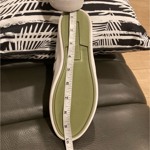 Michael Kors Irving Stripe Lace UP Sneaker Size 6.5 - Picture 9 of 16